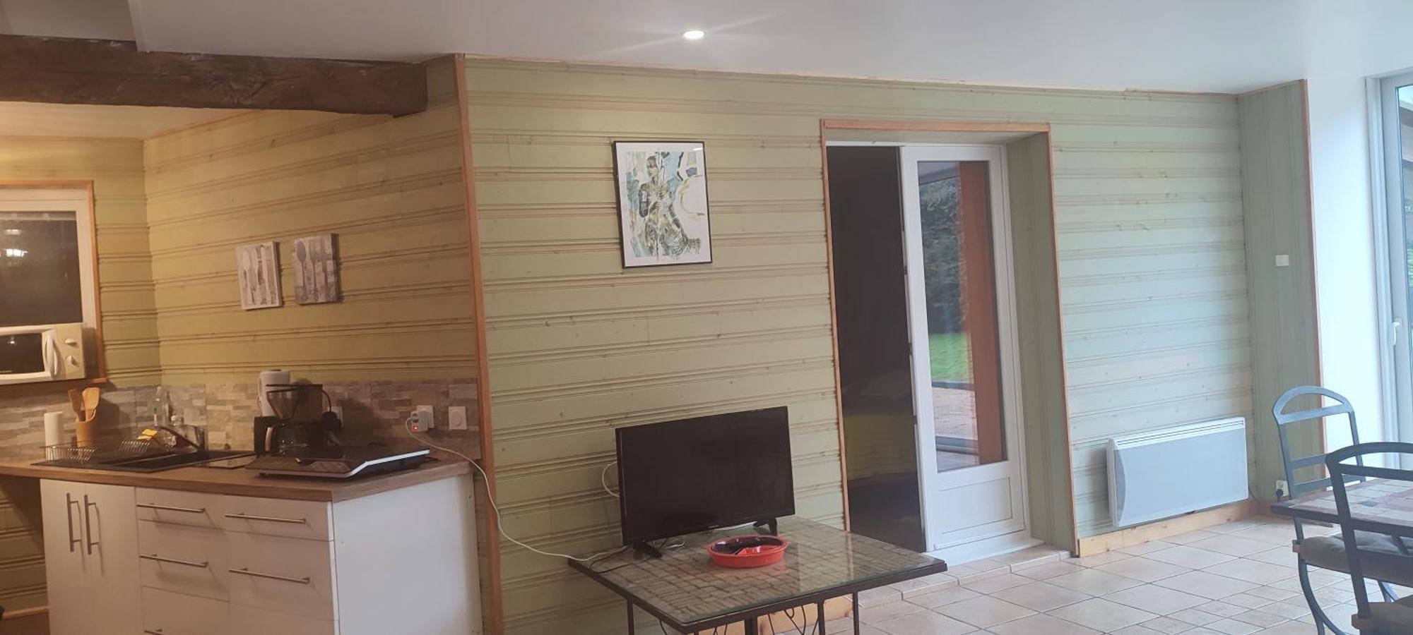 Gite Cosy, Sur Jardin, Terrasse Privee, Parking Au Calme En Rdc Gemozac ภายนอก รูปภาพ