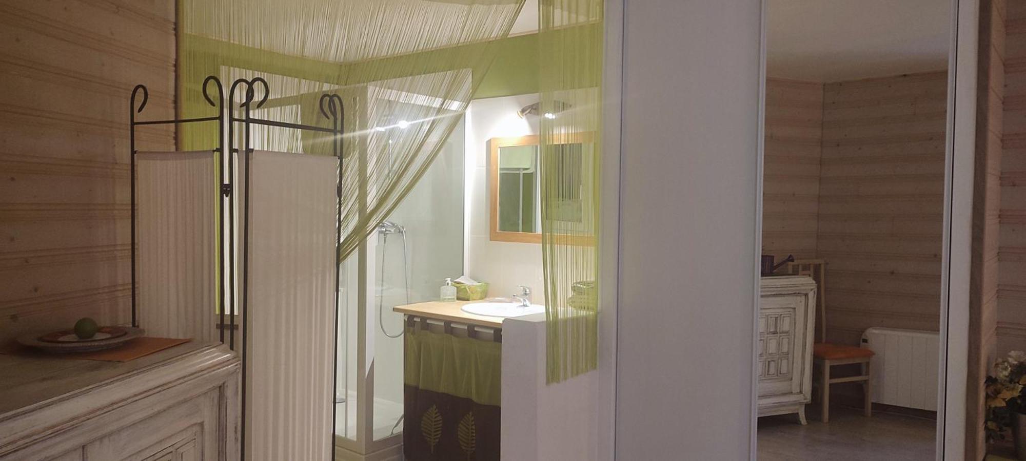 Gite Cosy, Sur Jardin, Terrasse Privee, Parking Au Calme En Rdc Gemozac ภายนอก รูปภาพ